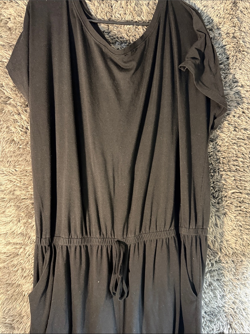 Women's Black Short-Sleeve Drawstring Waist Tunic